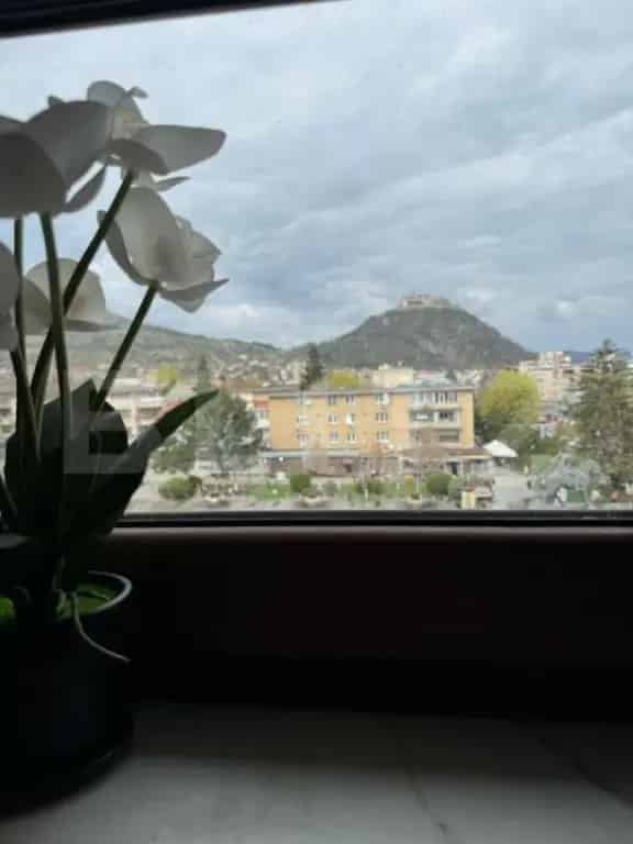 Apartament 2 Camere Decomandat Piata Victoriei 57mp