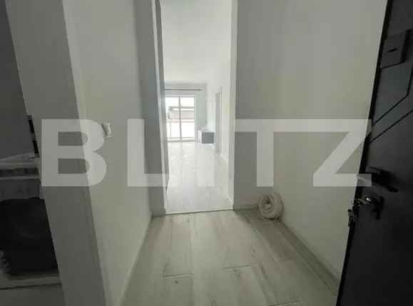 Apartament cu 2 camere, 69 mp, balcon, zona de Centura