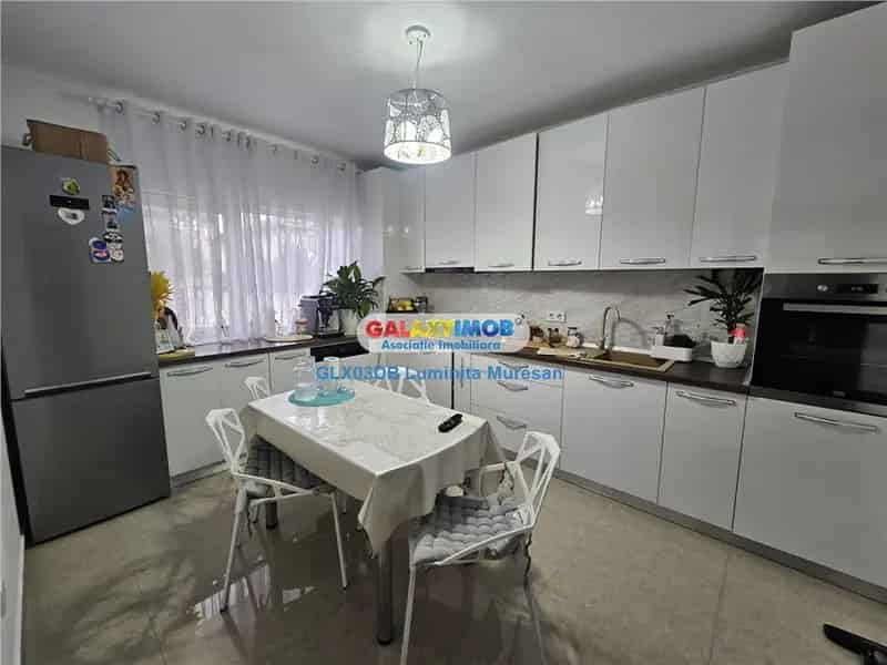 Inchiriere Casa 4 Camere Targoviste Micro 3