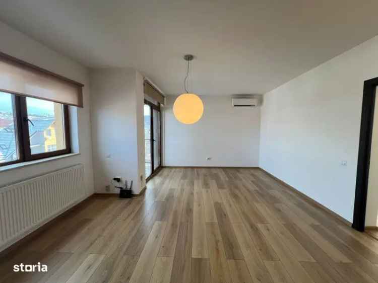 Apartament De Vânzare in Florești