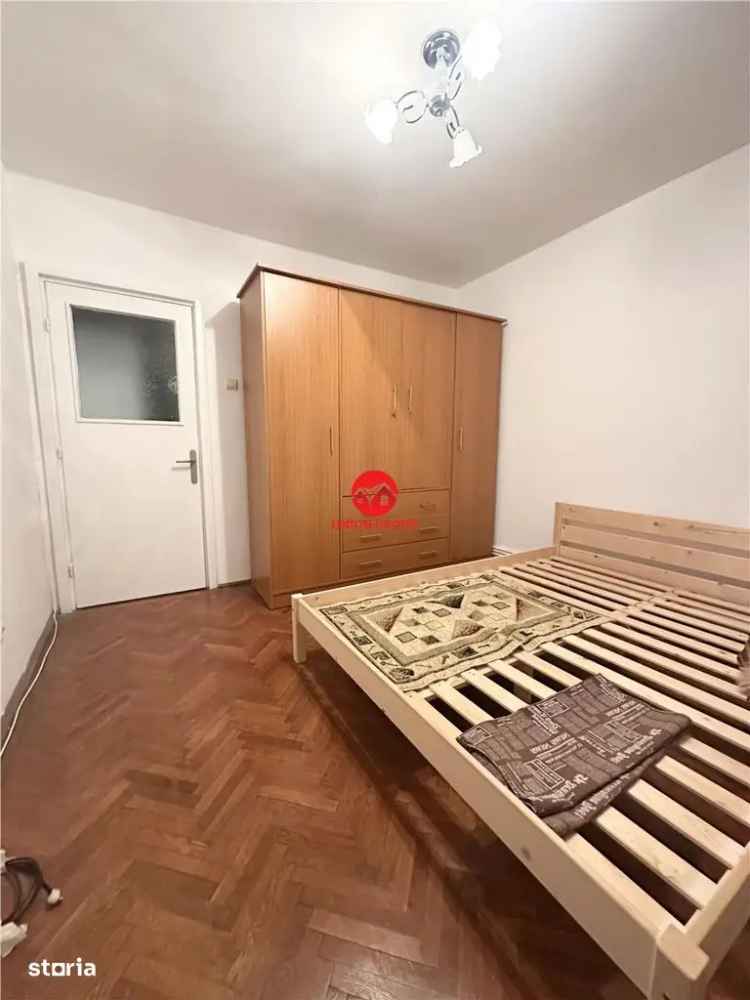 Apartament de vânzare 2 camere cu balcon și centrală pe gaz în Tomis I