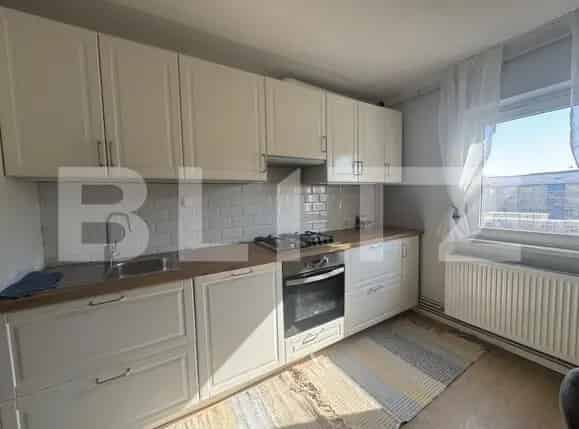 Inchiriere apartament 3 camere modern zona Strand Sibiu