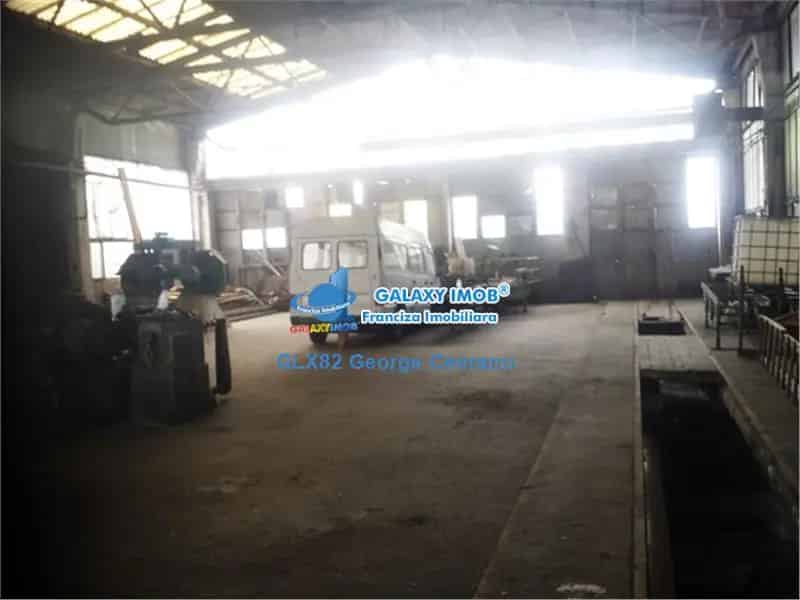 Vanzare Spatiu Industrial si Teren 15000mp Vulcan