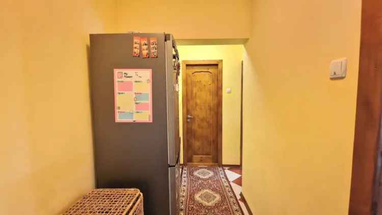 De vanzare apartament cu 3 camere, zona Doamna Ghica