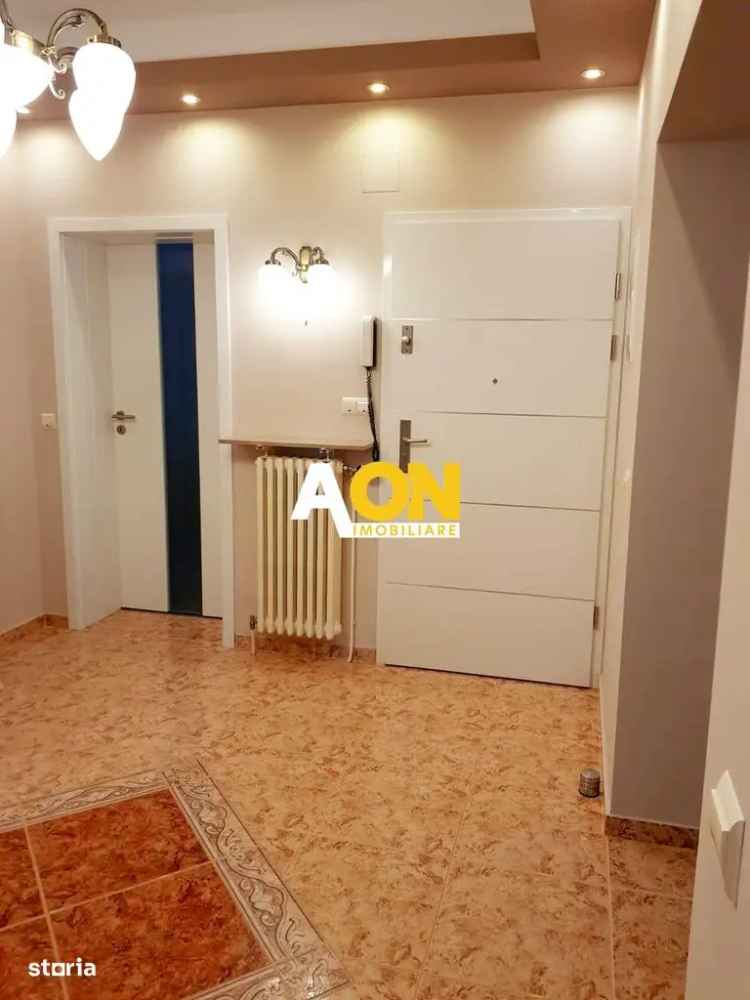 Apartament de vânzare 4 camere Centru Cetate cu boxă și jacuzzi