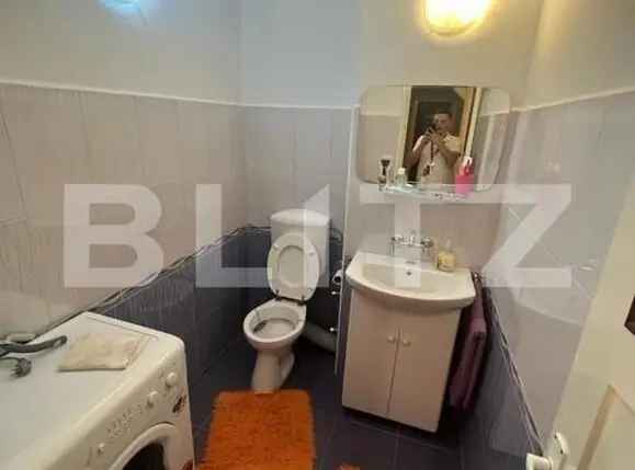 Apartament de vanzare , 78 mp ,Zona Botizului , cu acoperiș