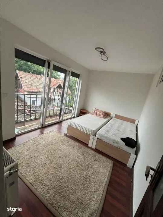 Apartament De Vânzare in Florești