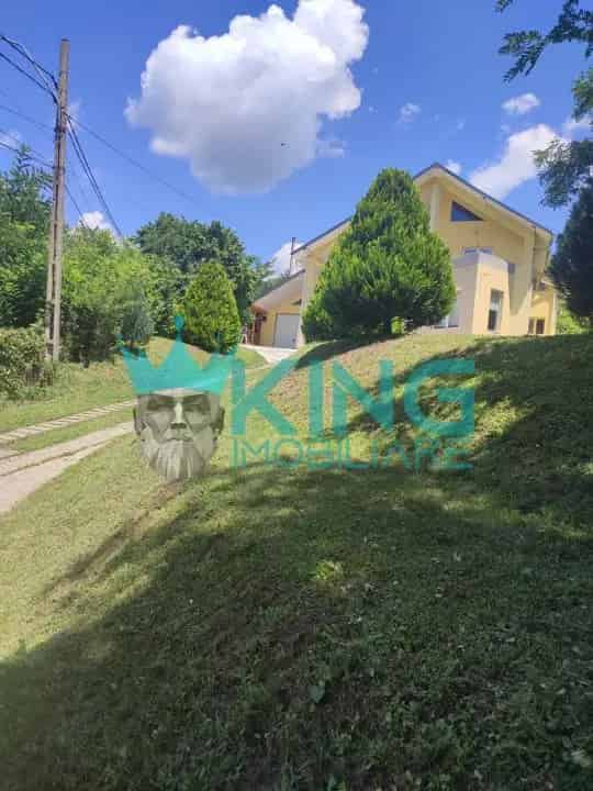 Casa 5 camere Stefanesti Arges P+1 1000mp teren