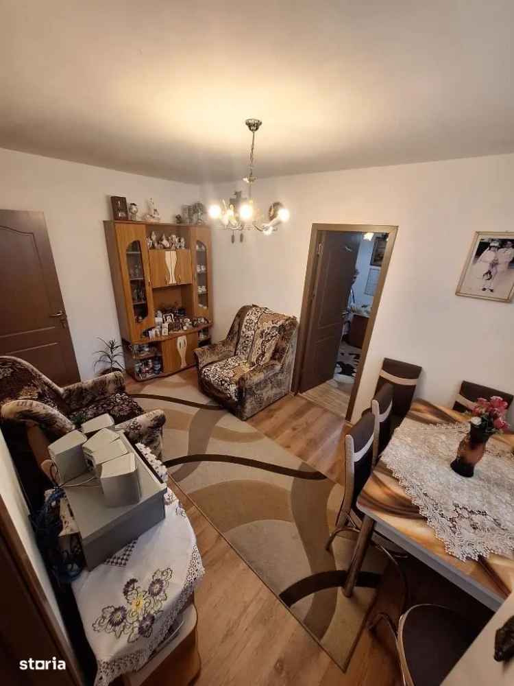 Vanzare apartamente 2 camere Petrișor parter imbunatatit