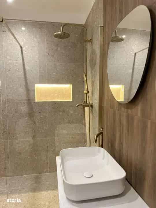 Apartament 3 camere 55 mp cu terasa 13 mp si parcare