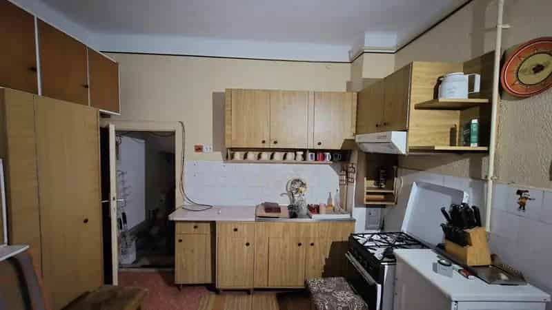 Casa de vanzare 4 camere Iuliu Coroianu