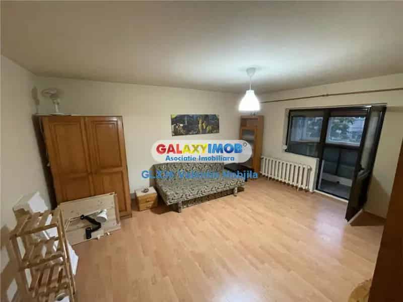 Garsoniera 42 mp Unirii Nerva Traian Emil Botta Bloc Mixt