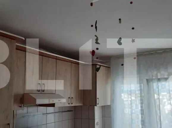 Apartament 2 camere, 60 mp, balcon, zona Andrei Muresanu