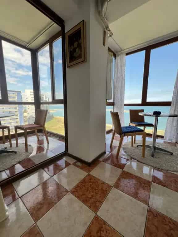 Apartament vedere mare Faleza Nord 4 camere