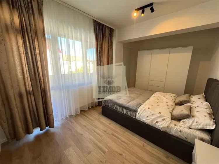 Apartament de lux 3 camere 2 bai terasa si parcare in zona Centrala