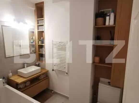 Apartament 2 camere decomandat Horea 64 mp