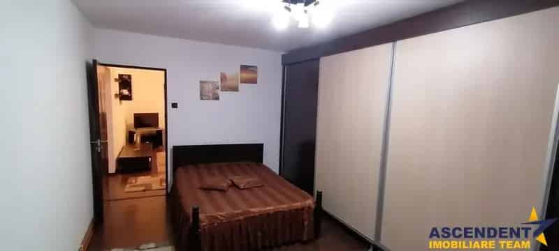 Apartament 2 camere Brasov mobilat utilat loc parcare boxa