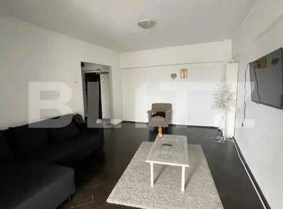 Apartament 3 camere, ultracentral, decomandat