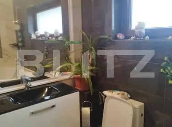 Apartament 3 camere Floresti Sub Cetate Parcare