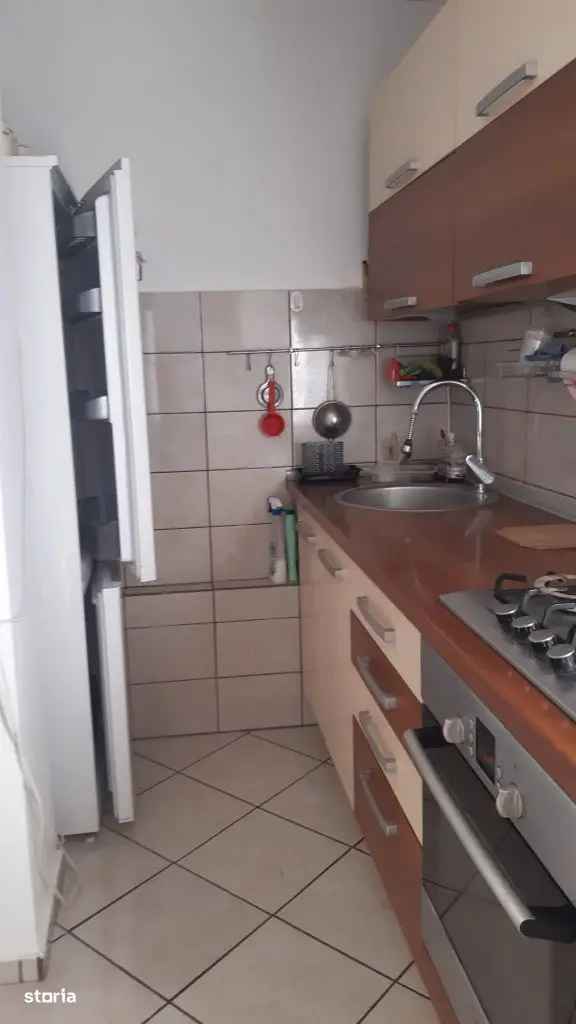 Vânzare apartament 2 camere Scriitorilor semidecomandat confort 1