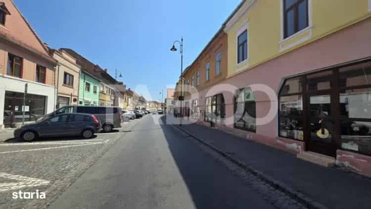 Garsoniera de vanzare in Sibiu cu pod si potential de amenajare