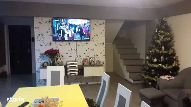 Apartament 4 camere spatios si luminos langa Vivo