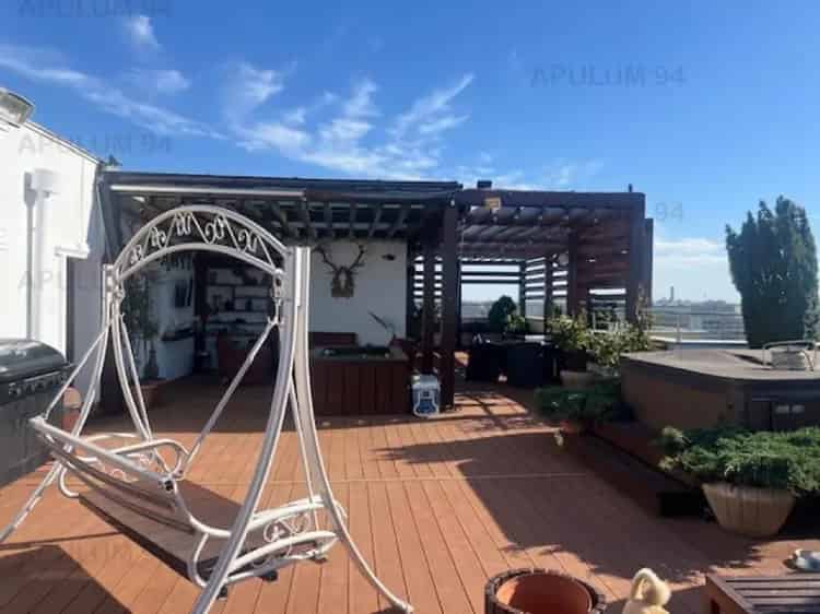 Penthouse Titan- Baba Novac.