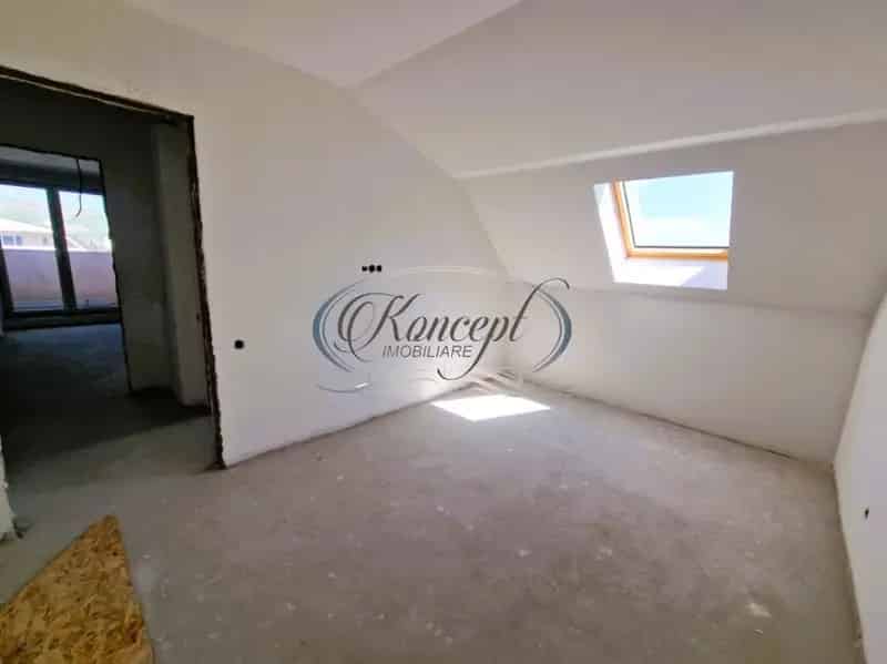 Apartament 4 camere Floresti Strada Cetatii