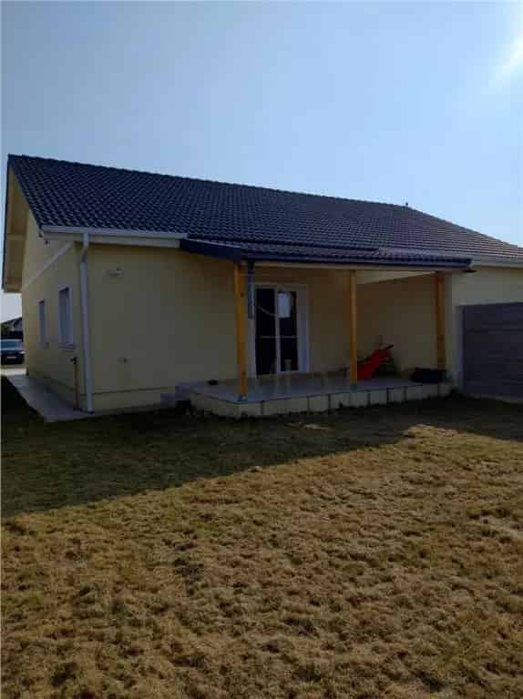 Duplex Bazosu Nou 3 camere 80mp curte 180mp