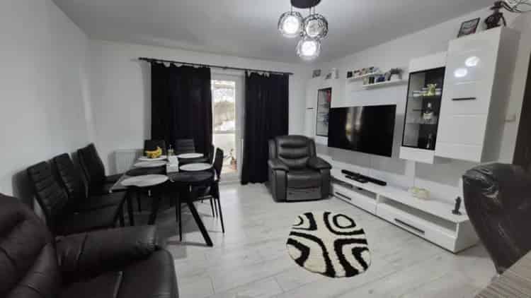 Apartament 3 camere decomandat Gavana Etaj 2 4 Mobilat