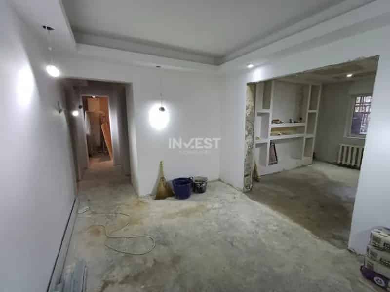 Apartament 3 camere Zimbru - Decomandat - 2 Bai - Renovata