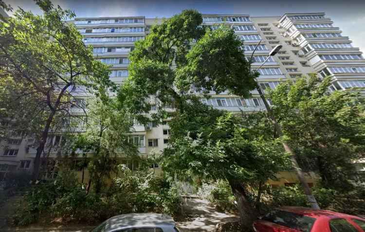 Apartament de inchiriat 2 camere Bucuresti cu balcon si lift