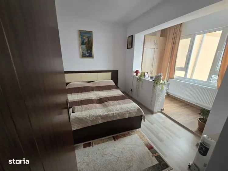 Vanzare apartamente renovat cu termosistem si aer conditionat