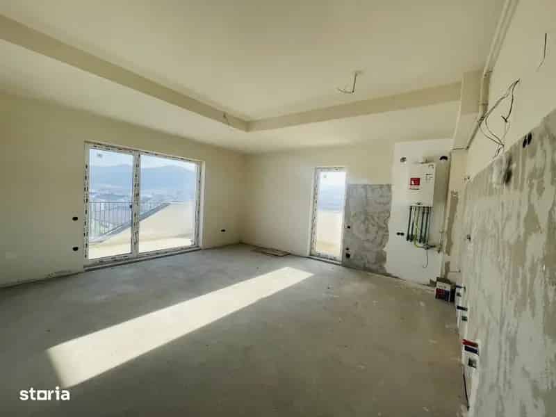 Apartament 2 camere zona Centrala - Semifinisat