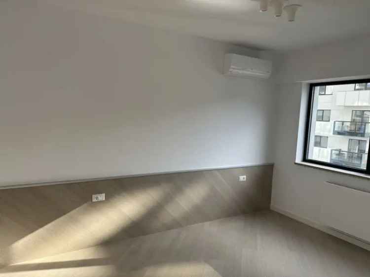 Apartament 2 cam, LUX, partial mobilat, 145.000 eur - Cor...