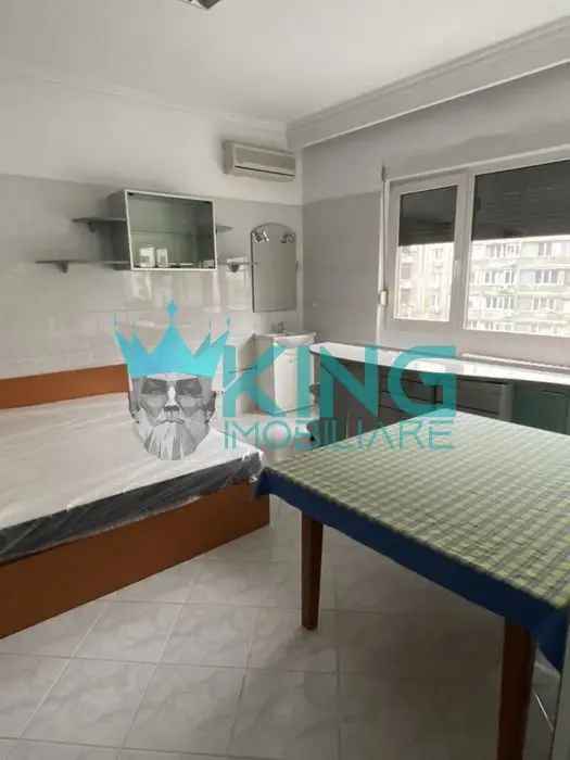 inchiriere apartamente 4 camere Universitate metrou in proximitate