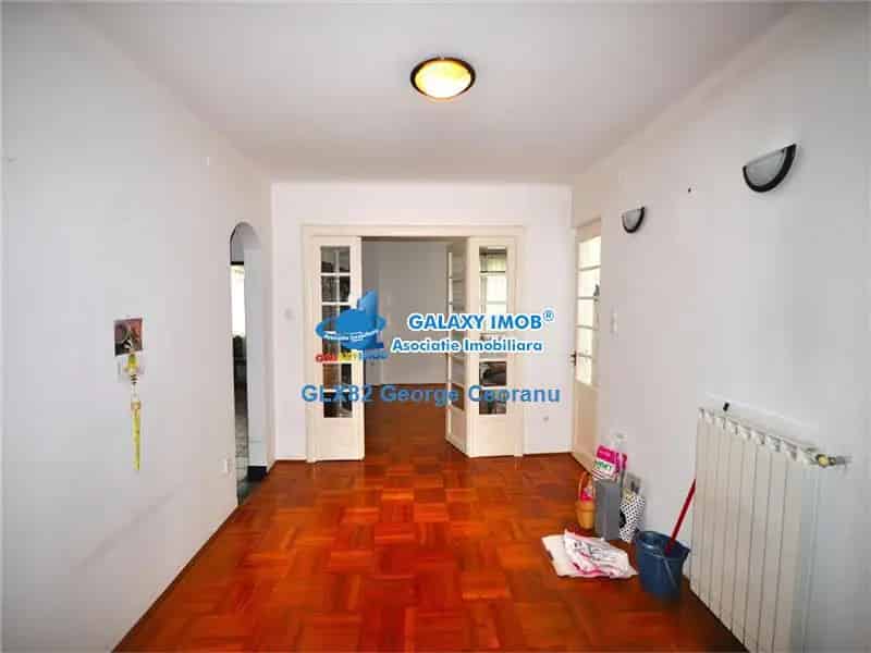 Vanzare Vila 7 camere 240mp Cotroceni