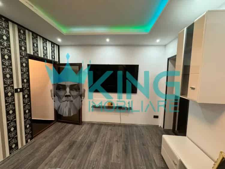 Cumparare apartamente 3 camere Oarja cu centrala proprie si decomandat