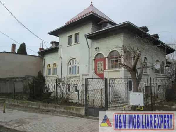 Conac Boieresc 14 Camere Racari Dambovita