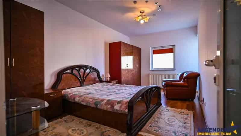 Casa individuala Brasov Cartierul Florilor - 3 dormitoare, anexa 50mp