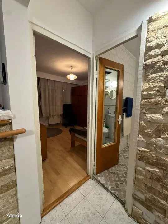 Apartament De Vânzare in Florești