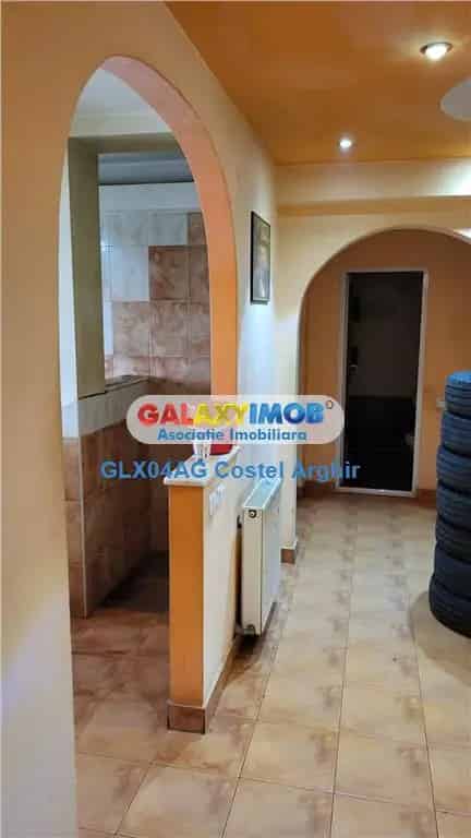 Apartament 4 camere parter zona Dacia Teilor