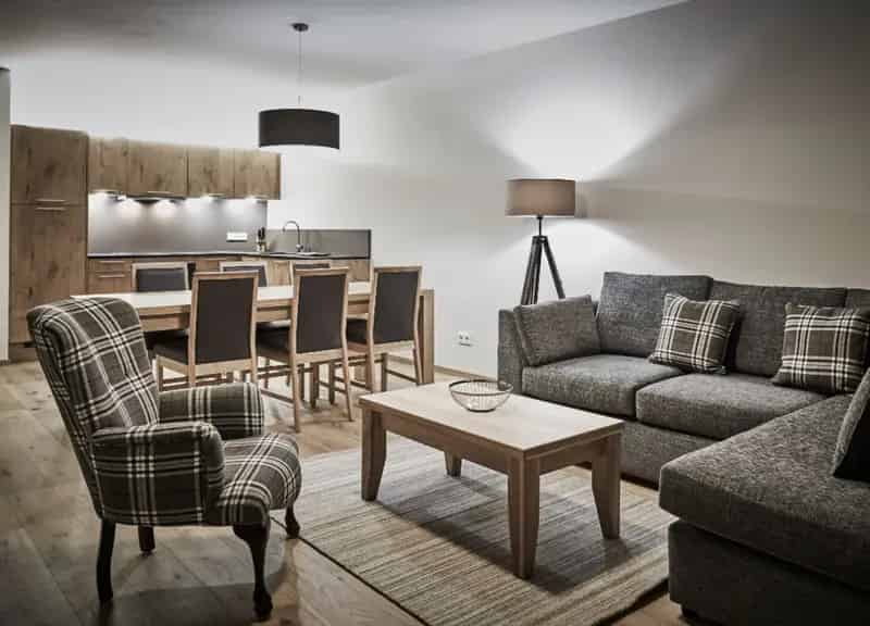 Apartament 4 Camere