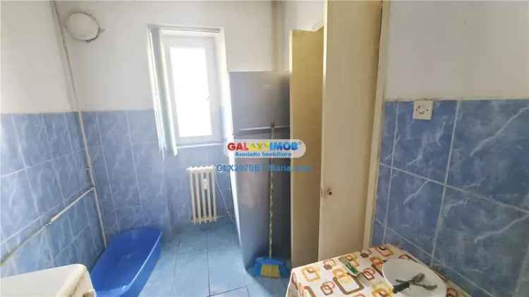 Apartament 4 camere, etaj 1, zona Rapsodia!