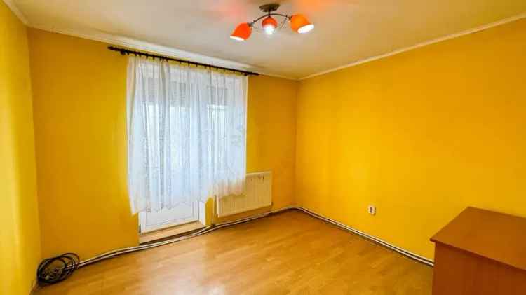 Apartament 3 camere Etaj II și garaj Carei - C.A. Române Nr.87 - Comision 0%