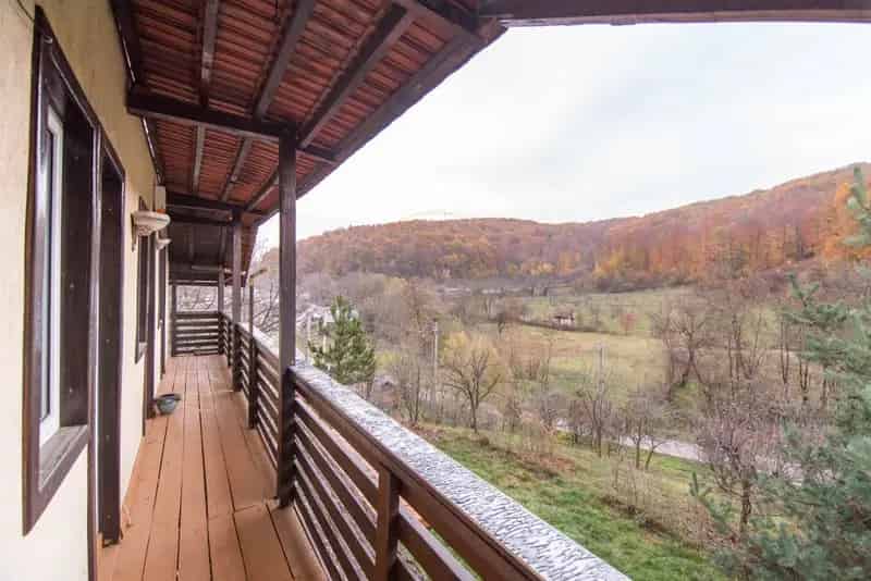 Proprietate Deosebita Cu Vedere Panoramica 10 km Mioveni