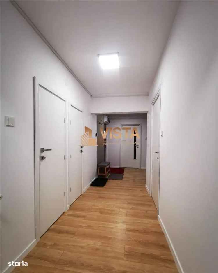 Vânzare apartament 3 camere decomandat modern în Brașov