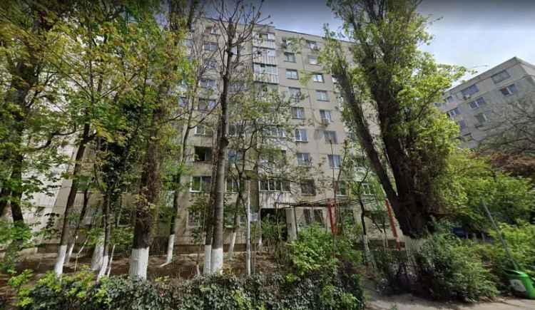 Apartamente de vanzare 3 camere in Bucuresti cu logie si etaj 5