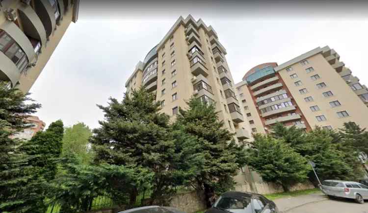 Apartament 3 camere de vânzare în sector 4 București cu loc de parcare