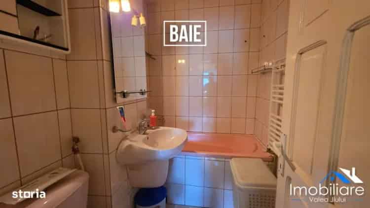 Apartament 2 camere Vulcan - Decomandat Mobilat Utilat